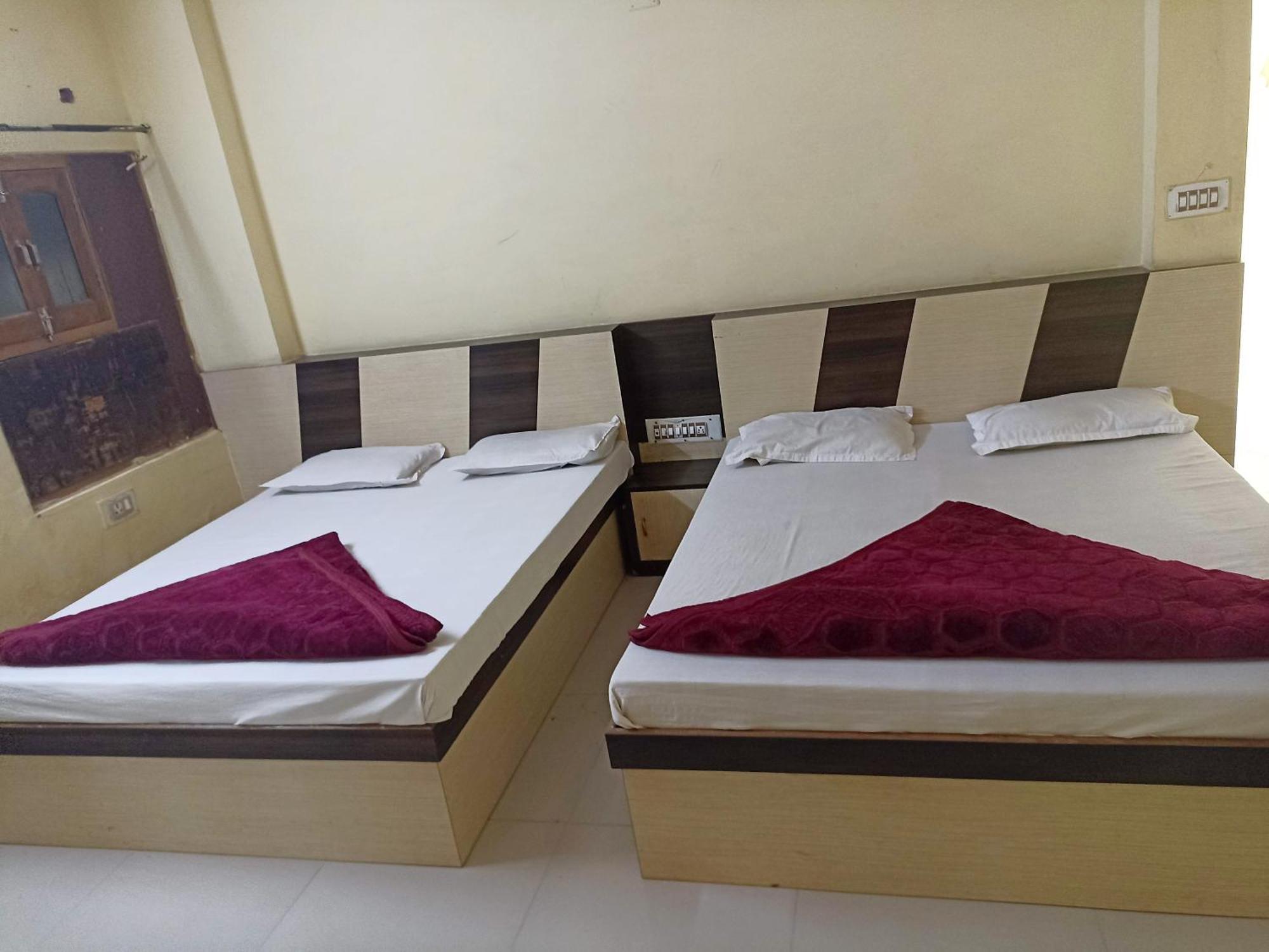 Shreeji Arpan Hotel Nāthdwāra Kültér fotó