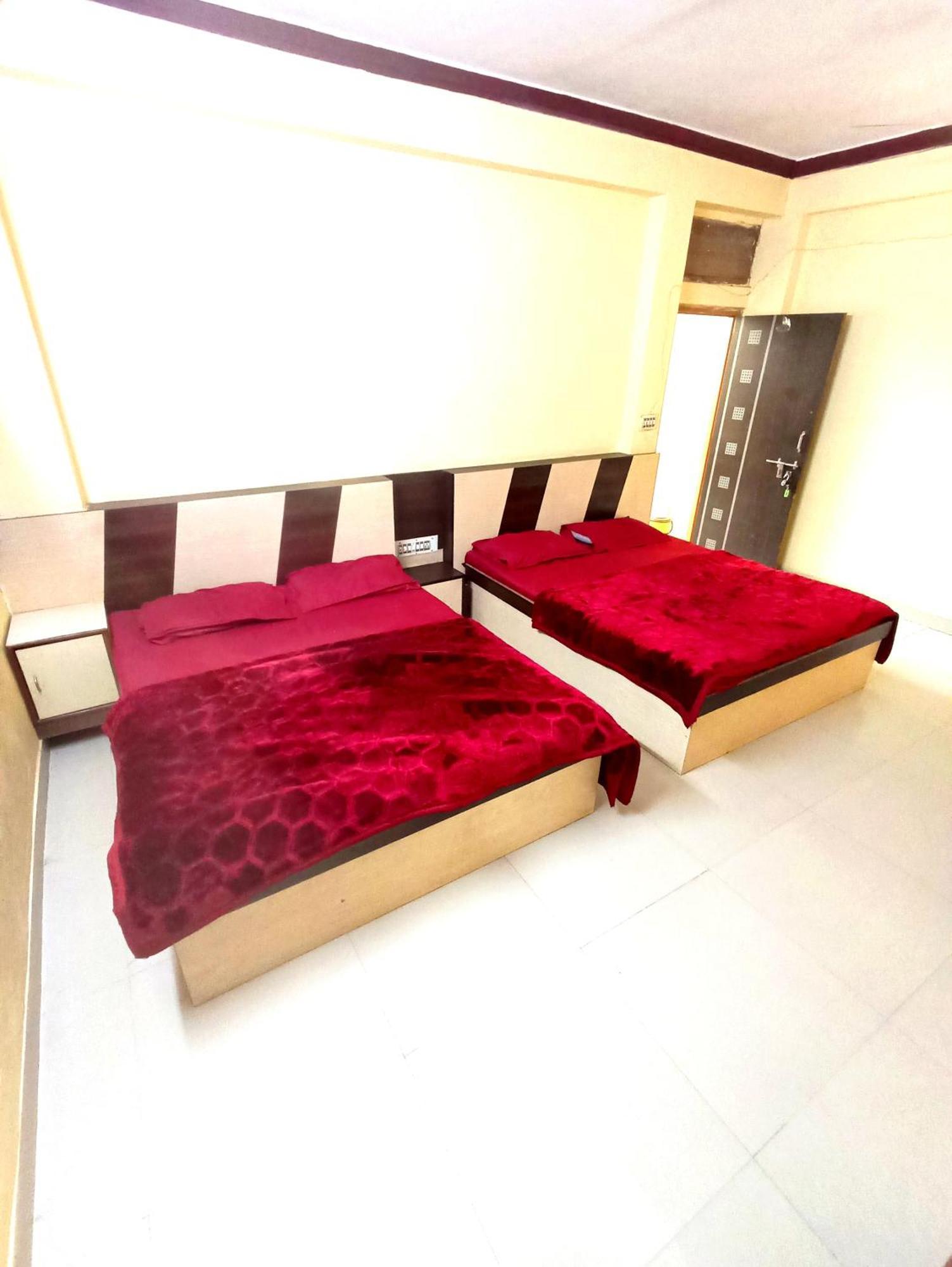 Shreeji Arpan Hotel Nāthdwāra Kültér fotó